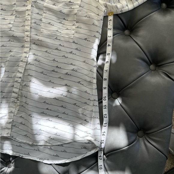Women’s Express button up blouse - Picture 3 of 4